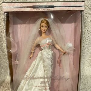 Sophisticated wedding Barbie 2002